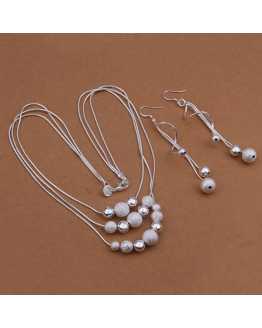 3 Layer Light Weight Pearl Necklace