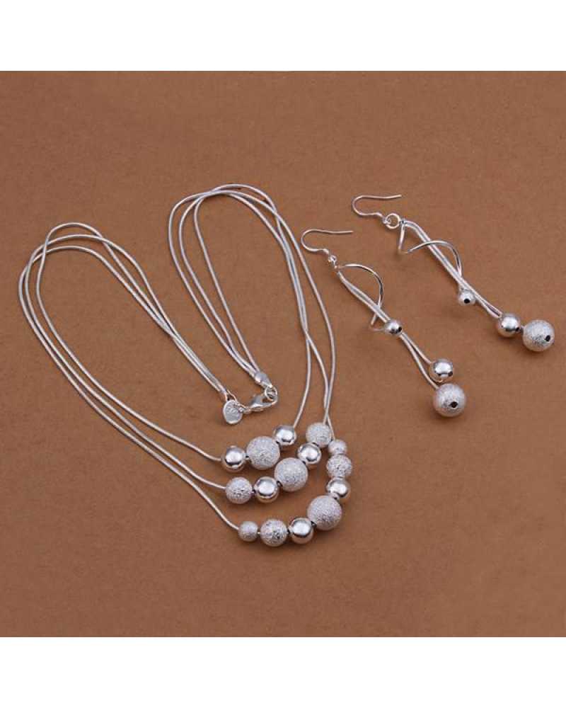 3 Layer Light Weight Pearl Necklace